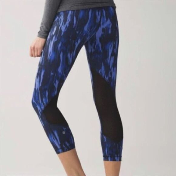 Lululemon Pace Rival 22" Crop Leggings Sz 4 Painted Animal Sprinkler Blue - Picture 6 of 8